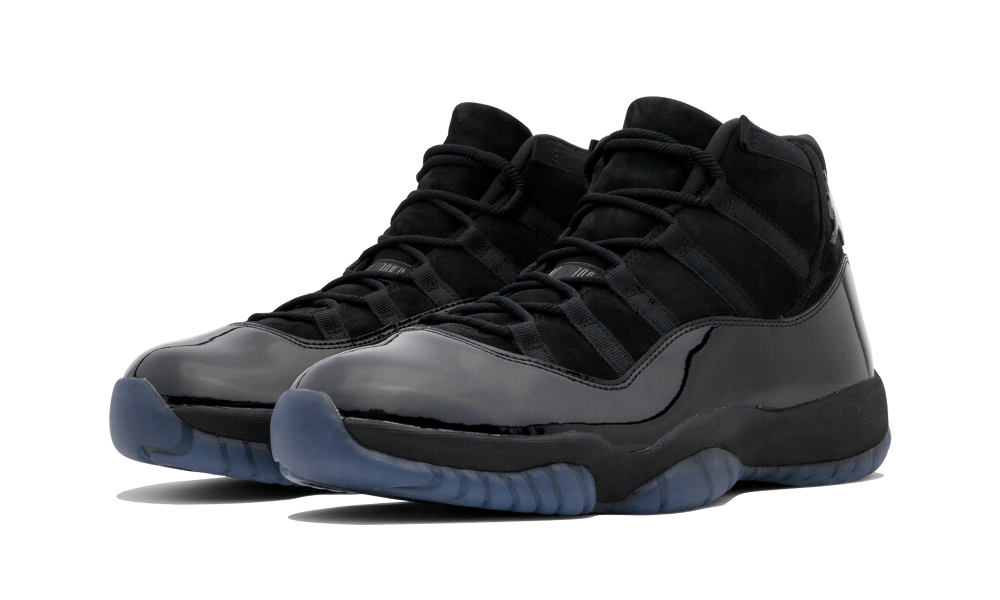 J11 TOTAL BLACK