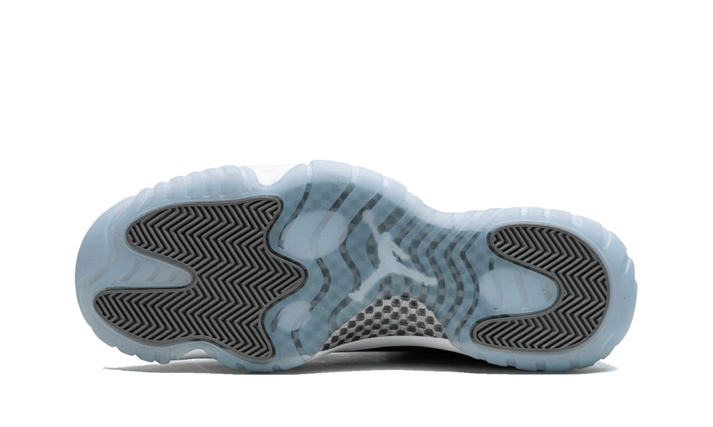J11 BLACK