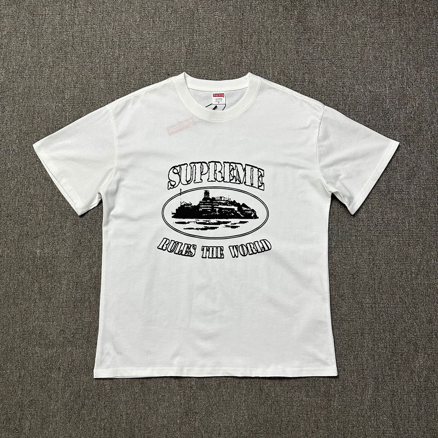 T-SHIRT