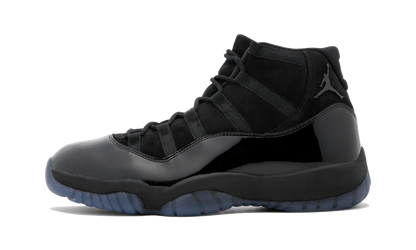 J11 TOTAL BLACK