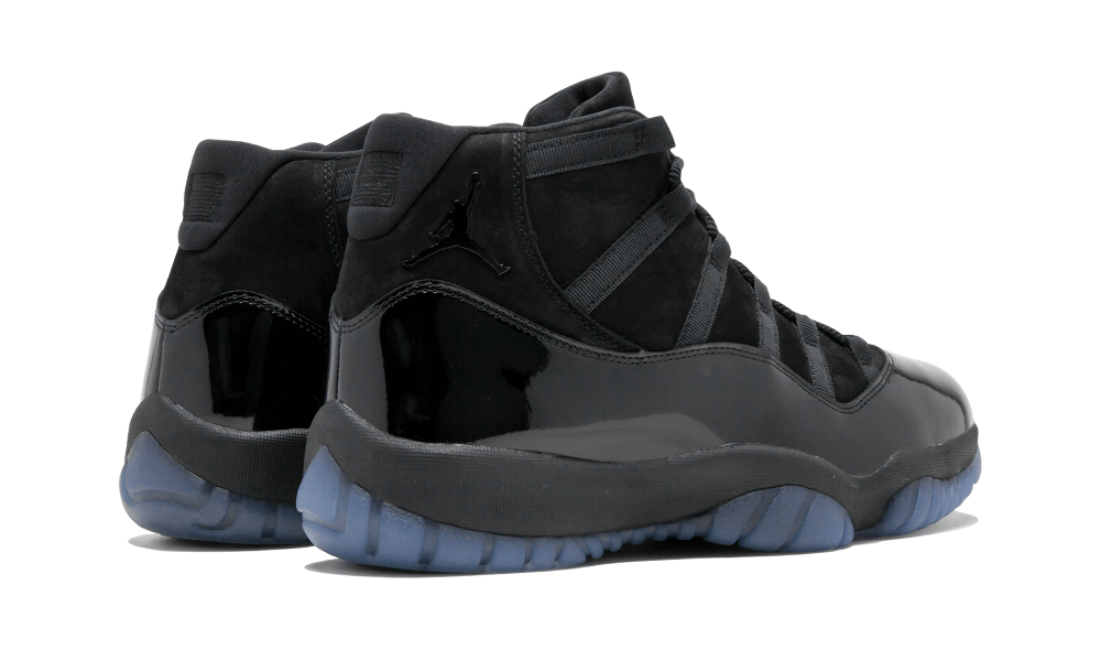 J11 TOTAL BLACK